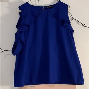 Cute blue blouse💙